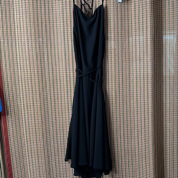 LULU’s Black “Back Lace up” Dress, size L, See All Pictures, flowing skirt, mini - Picture 5 of 13
